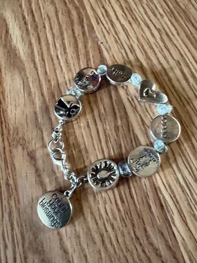 VINTAGE INSPIRATIONAL ROUND DISC DANGLE CHARM 7.5" BRACELET